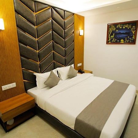 Hotel The Grand Indore Esterno foto