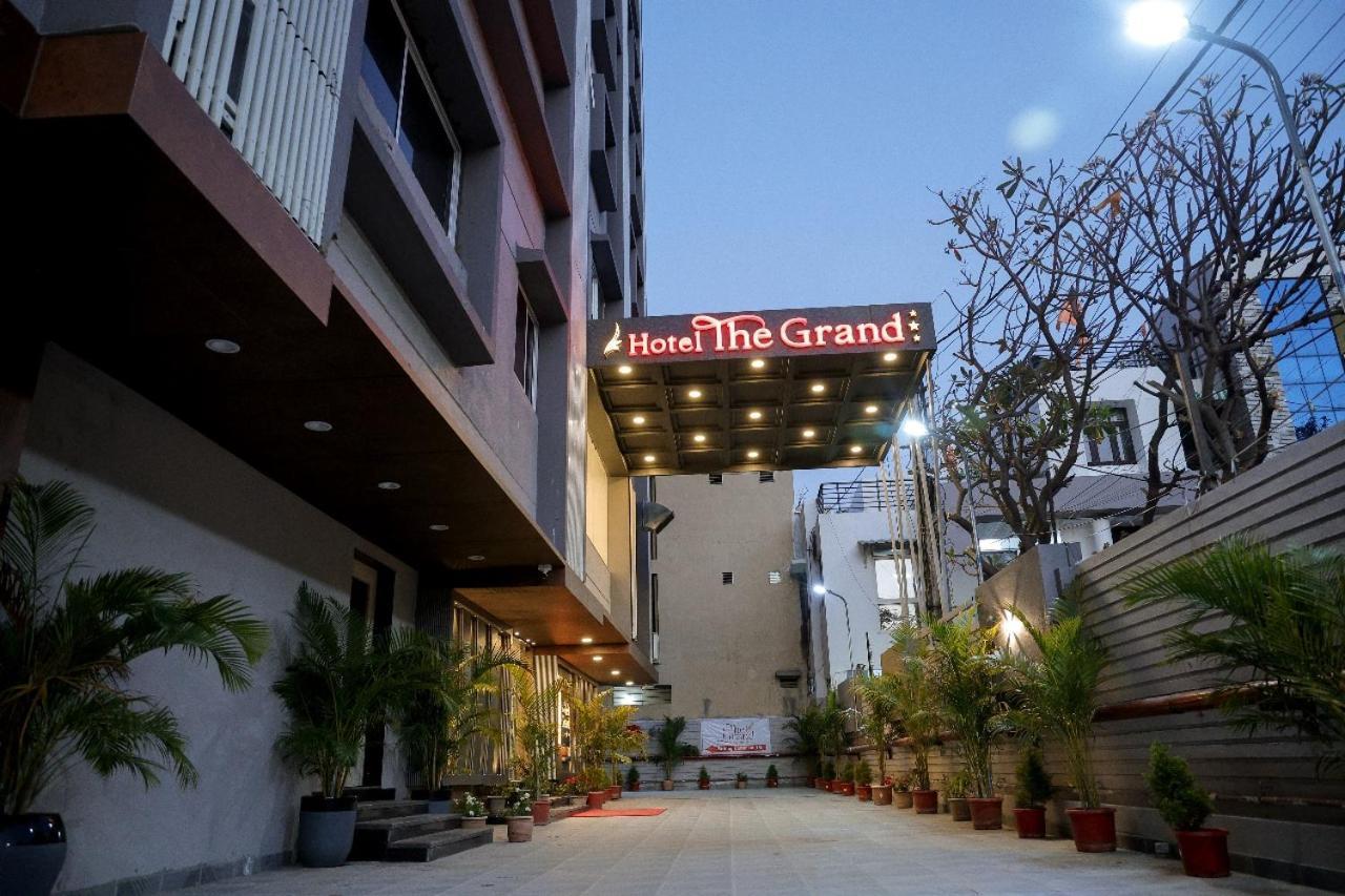 Hotel The Grand Indore Esterno foto